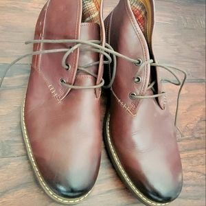 Mens Clark's 10.5 brown